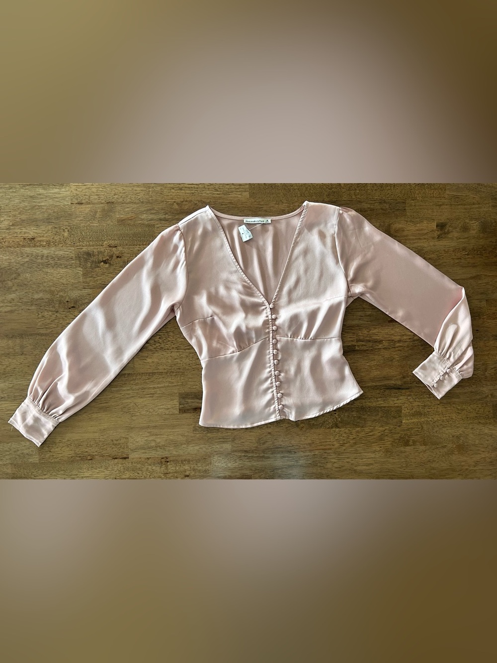 Abercrombie & Fitch V-Neck Satin Button-Up Blouse